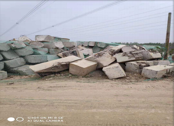 砼块一立方多少吨