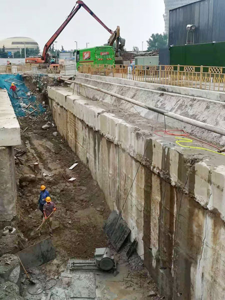 地连墙切割队伍