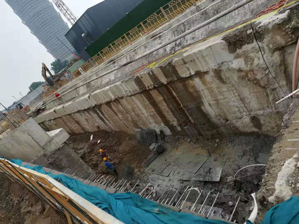 地连墙切割-支撑梁拆除方案